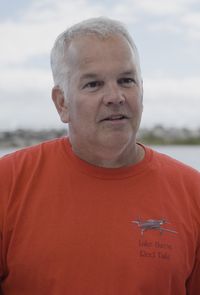 Bio profile offWayne Lusardi