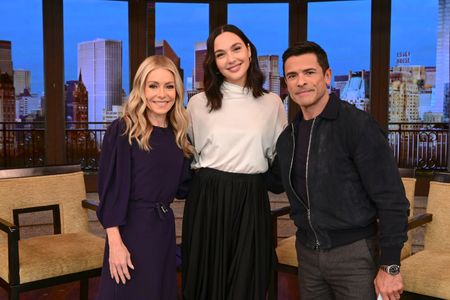 KELLY RIPA, GAL GADOT, MARK CONSUELOS