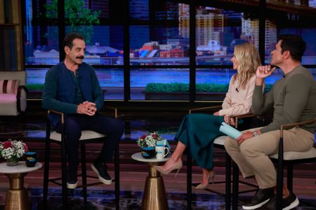 TONY SHALHOUB, KELLY RIPA, MARK CONSUELOS