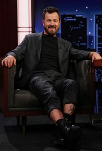 JUSTIN THEROUX