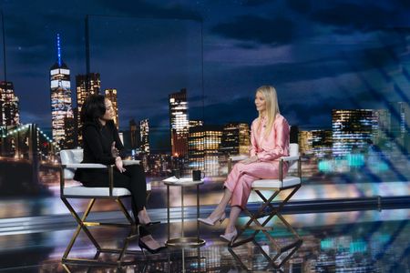 LINSEY DAVIS, GWYNETH PALTROW