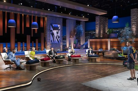 MICHAEL STRAHAN, BARBARA CORCORAN, KEVIN O'LEARY, LORI GREINER, ROBERT HERJAVEC