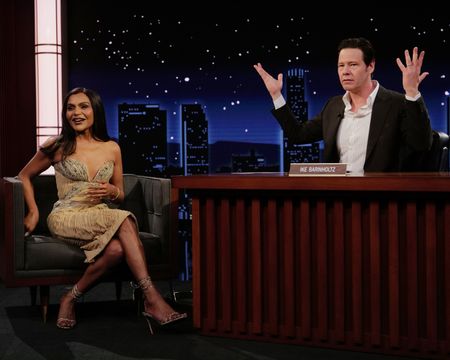 MINDY KALING, IKE BARINHOLTZ