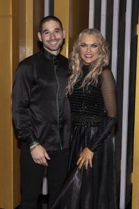 ALAN BERSTEN, ELAINE HENDRIX