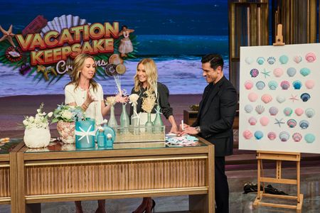 SHANNON DOHERTY, KELLY RIPA, MARK CONSUELOS