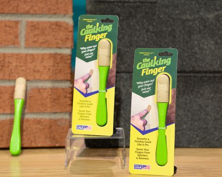 THE CAULKING FINGER