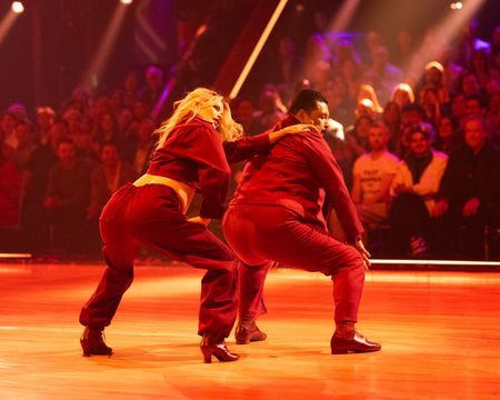 WITNEY CARSON, GUILLERMO RODRIGUEZ