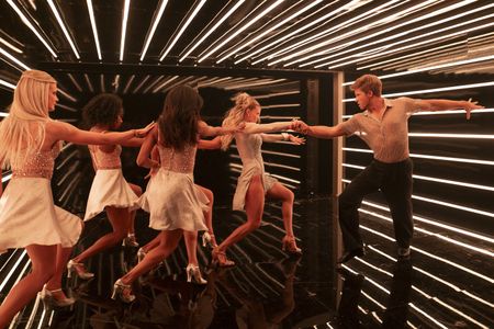 WITNEY CARSON, ROBERT IRWIN