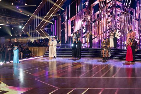TOP: TATYANA ALI, JAN RAVNIK, AMBER GLENN, PASHA PASHKOV, CIARA MILLER, BRANDON ARMSTRONG, GIADA DE LAURENTIIS, ALAN BERSTENBOTTOM: ALFONSO RIBEIRO, JULIANNE HOUGH, JULIA STILES, EZRA SOSA, MAURA HIGGINS, MARK BALLAS, SARAH JANE NADER, HAILEY BILLS, JENNA DEWAN, VALENTIN CHMERKOVSKIY