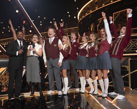 ALFONSO RIBEIRO, JULIANNE HOUGH, CARTER WILLIAMS, ANDY RICHTER, EMMA SLATER, ROBERT IRWIN, WITNEY CARSON, ALIX EARLE, ELAINE HENDRIX, ALAN BERSTEN