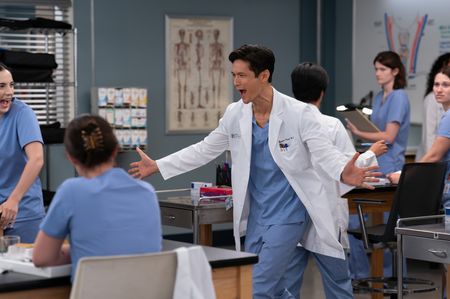 HARRY SHUM JR.