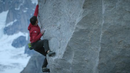 Alex Honnold during free-solo practice on a boulder. (photo credit: National Geographic/Pablo Durana)
