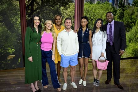 SALLY HOLMES, KATJA ZWARA, ROBIN ROBERTS, RYAN OMAHONEY, DANIELLE GAZI, RACHEL LIM, MICHAEL STRAHAN