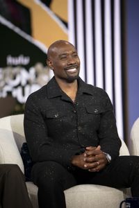 MORRIS CHESTNUT
