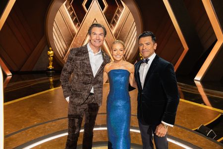  Jerry O'Connell, Kelly Ripa, Mark Consuelos