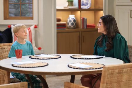 VIRON WEAVER, AMANDA SETTON