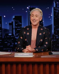 ALAN CUMMING