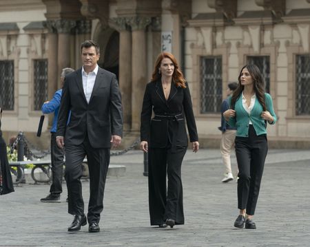 NATHAN FILLION, BRIDGET REGAN, JENNA DEWAN