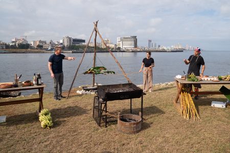 Gordon Ramsay, Mika, and Chef Luis at the  final cook in Cuba. (National Geographic/Justin Mandel)