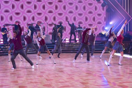 WITNEY CARSON, ROBERT IRWIN, VALENTIN CHMERKOVSKIY, ALIX EARLE, JULIANNE HOUGH, ALAN BERSTEN, ANDY RICHTER, EMMA SLATER, ELAINE HENDRIX