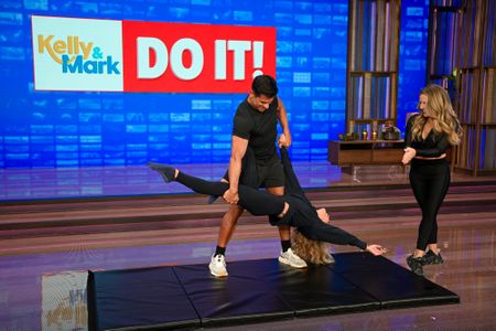 KELLY RIPA, MARK CONSUELOS, ANNA KAISER