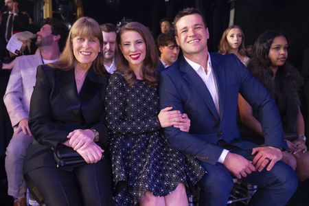TERRI IRWIN, BINDI IRWIN, CHANDLER POWELL