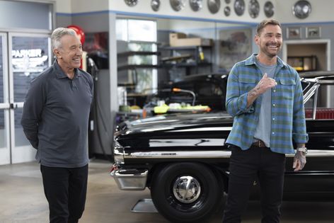 TIM ALLEN, SEANN WILLIAM SCOTT