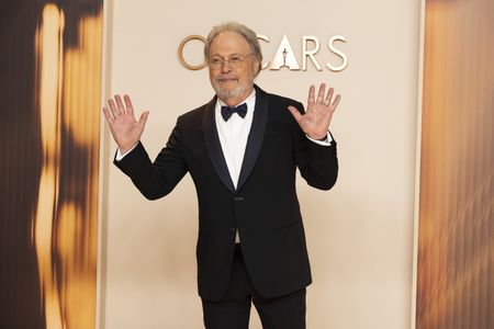 BILLY CRYSTAL