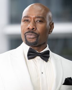 MORRIS CHESTNUT