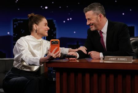 AMANDA PEET, JIMMY KIMMEL