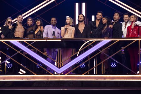 EMMA SLATER, ALAN BERSTEN, HAILEY BILLS, JENNA JOHNSON, ALFONSO RIBEIRO, JULIANNE HOUGH, VALENTIN CHMERKOVSKIY, EZRA SOSA, BRITT STEWART, BRANDON ARMSTRONG, PASHA PASHKOV, DANIELLA KARAGACH