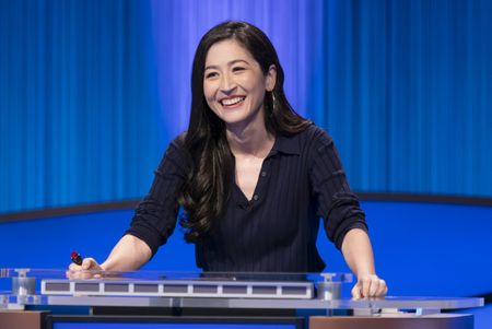 MINA KIMES