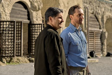 Dr. Darius Arya and Tom Hiddleston in Herculaneum. (National Geographic/Paolo Verzone)