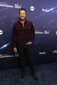 LUKE BRYAN