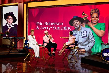  AVERY*SUNSHINE , ERIC ROBERSON, TAMRON HALL