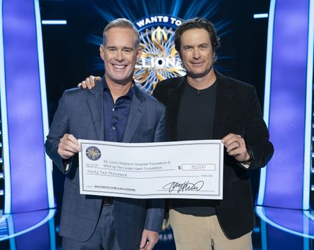 JOE BUCK, OLIVER HUDSON