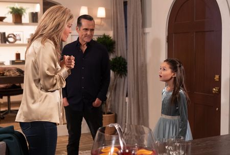 LAURA WRIGHT, MAURICE BENARD, SCARLETT SPEARS