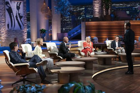 MARK CUBAN, BARBARA CORCORAN, KEVIN O'LEARY, LORI GREINER, ROBERT HERJAVEC