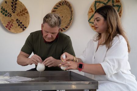 Gordon Ramsay makes cheese with Alya. (National Geographic/Justin Mandel)