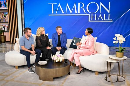 CHASE CHRISLEY, JULIE CHRISLEY, TODD CHRISLEY, TAMRON HALL