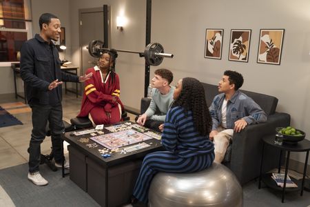 TYLER JAMES WILLIAMS, COURTNEY TAYLOR, CHRIS PERFETTI, QUINTA BRUNSON, JABOUKIE YOUNG-WHITE