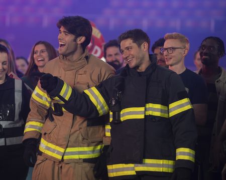 HUNTER MCVEY, OLIVER STARK