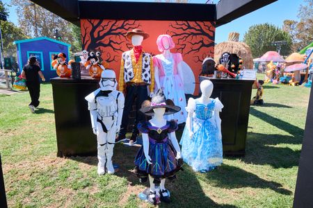 DISNEY+ HULUWEEN FEST