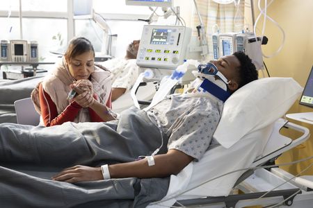 TAMALA RENEE JONES, DE'VARIYAY HARRIS