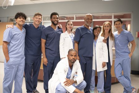 TOP: NIKO TERHO, CHRIS CARMACK, ADELAIDE KANE, JAMES PICKENS JR., ALEXIS FLOYD, KIM RAVER, HARRY SHUM JR.BOTTOM: TREVOR JACKSON
