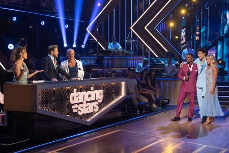 CARRIE ANN INABA, DEREK HOUGH, BRUNO TONIOLI, ALFONSO RIBEIRO, EZRA FRECH, DANIELLA KARAGACH