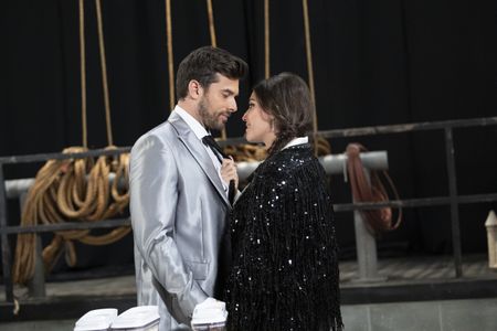 JOSH SWICKARD, AMANDA SETTON