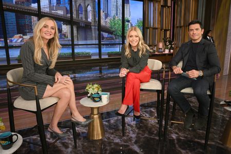 JESSICA CAPSHAW, KELLY RIPA, MARK CONSUELOS
