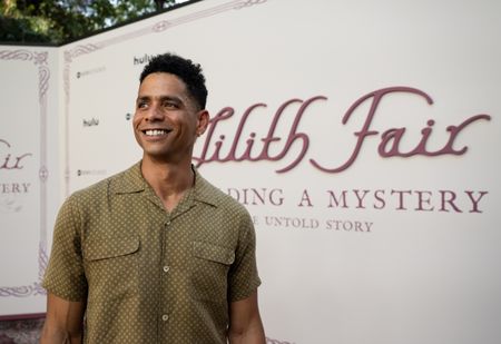 CHARLIE BARNETT