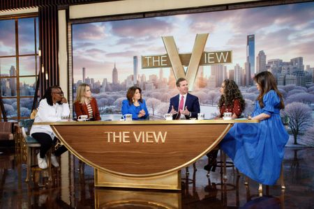 WHOOPI GOLDBERG, SARA HAINES, ANA NAVARRO, ANDY BESHEAR, SUNNY HOSTIN, ALYSSA FARAH GRIFFIN